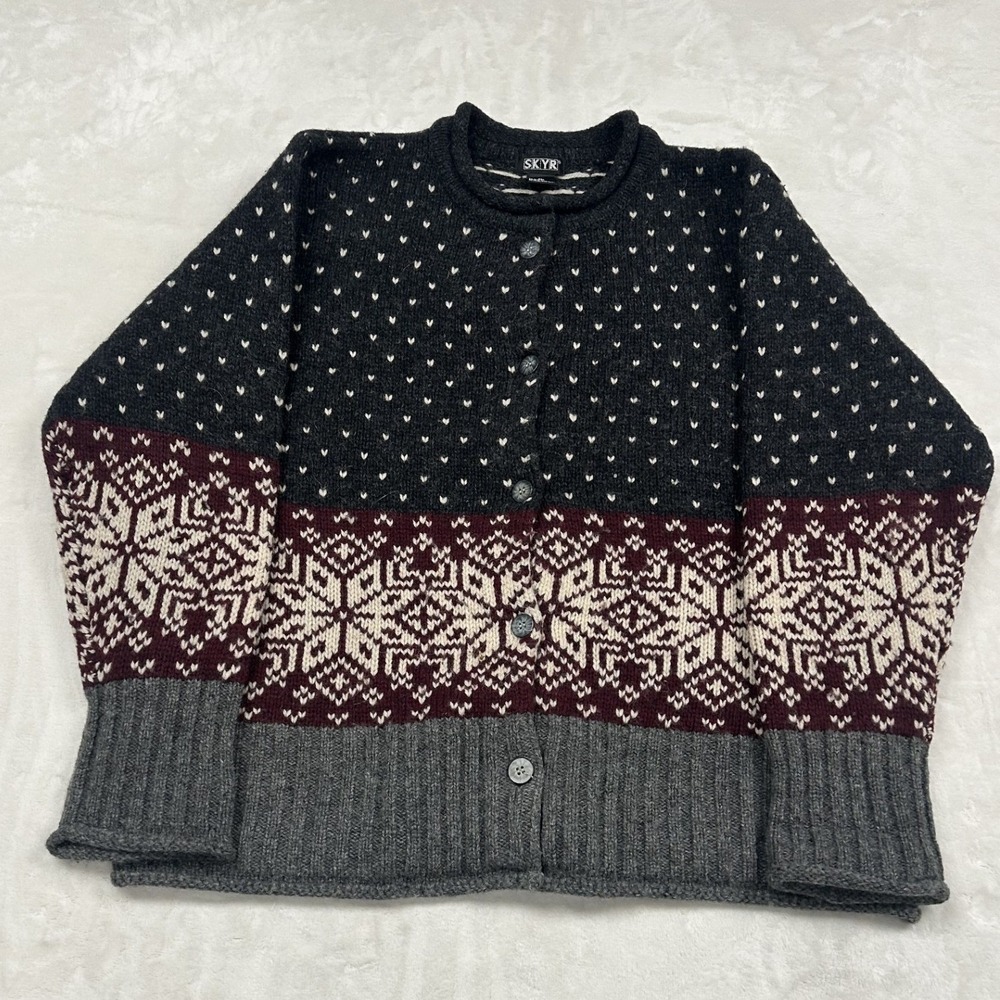 Skyr Cardigan Sweater Womens XL Gray Burgundy 100% Wool Fair Isle Snowflake